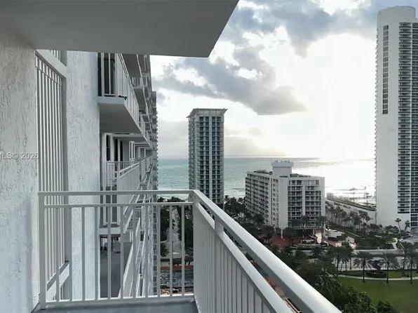 210 174th St APT 1909, Sunny Isles Beach, FL 33160