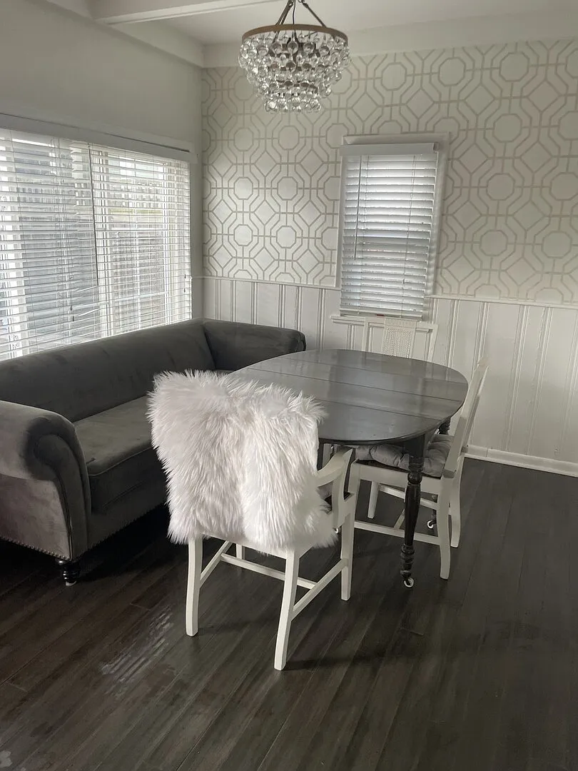 Charming Home in Royal Oak — Photo 3