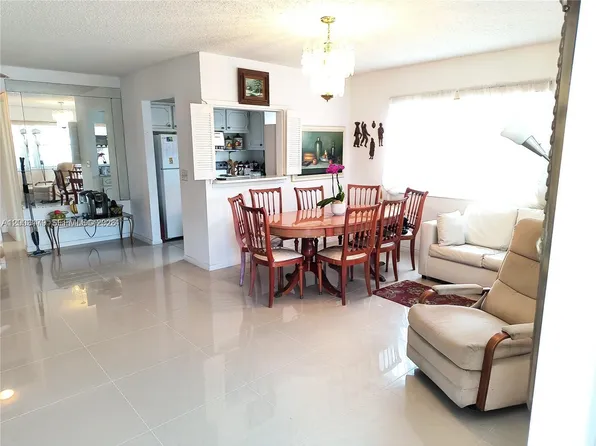 308 Markham N, Deerfield Beach, FL 33442