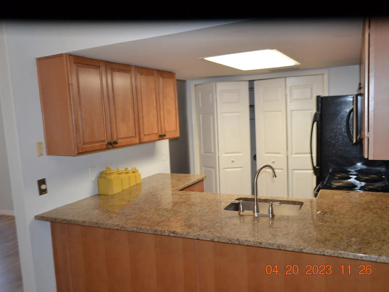 2 bed, 998 sqft, $1,695 — Photo 4