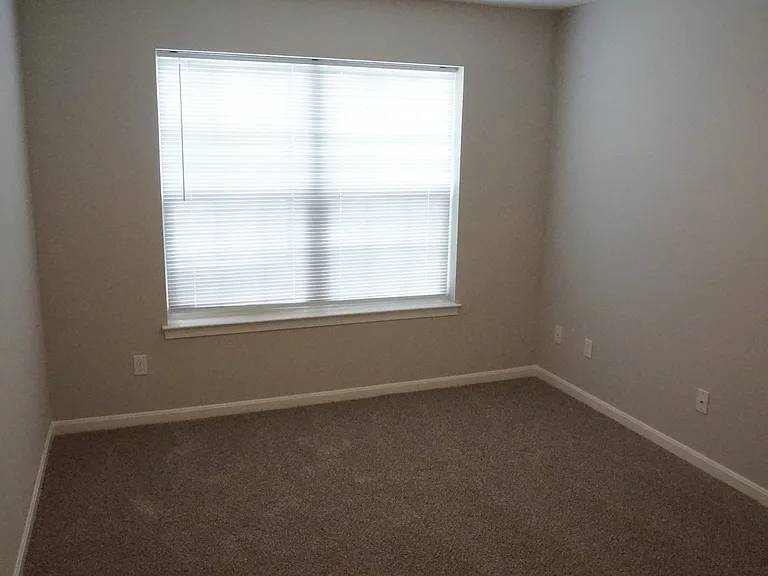 Aquamarine Apartments — Photo 56