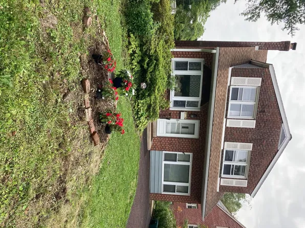 2116 Woodland Rd, Abington, PA 19001