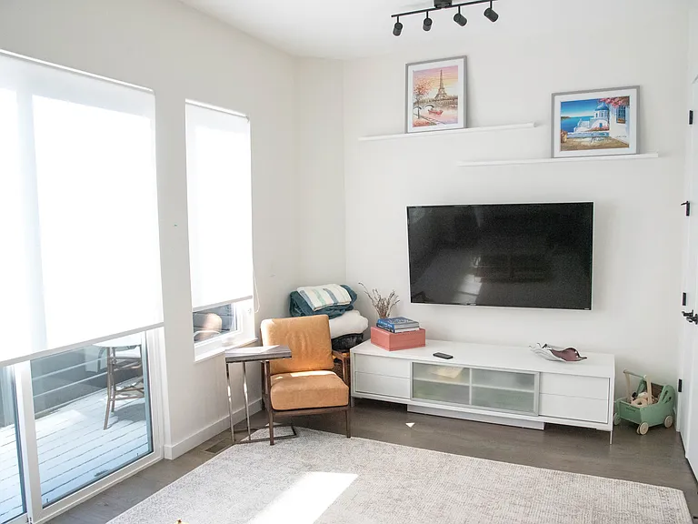 1463 La France St #11 — Photo 8