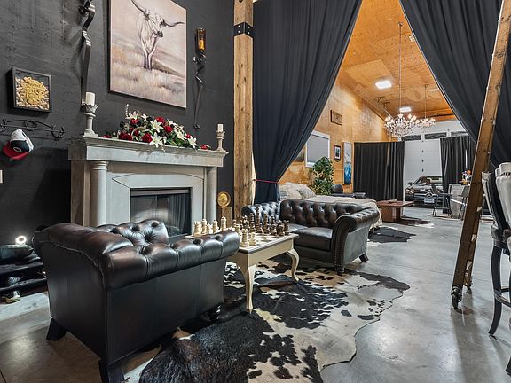 4th image of 201 McCallum Rd