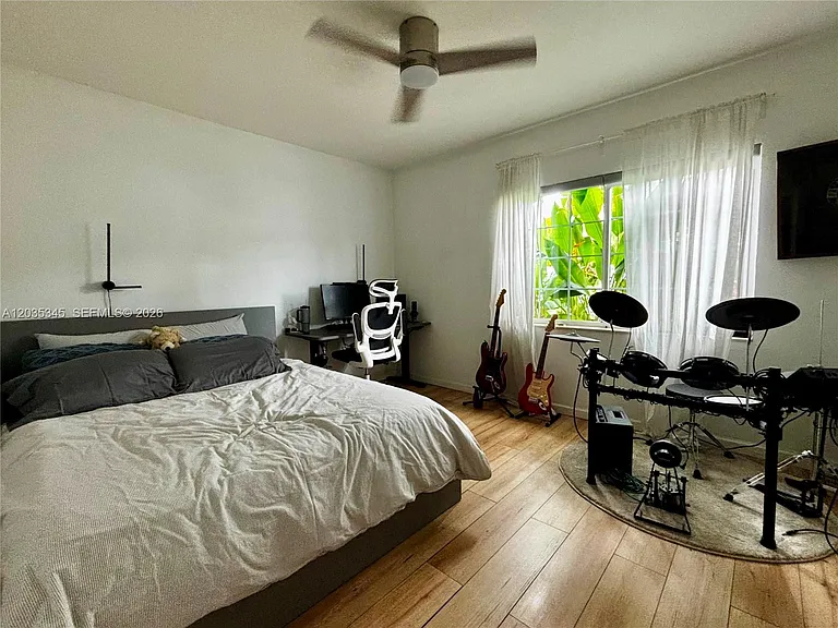 745 S Shore Dr — Photo 23