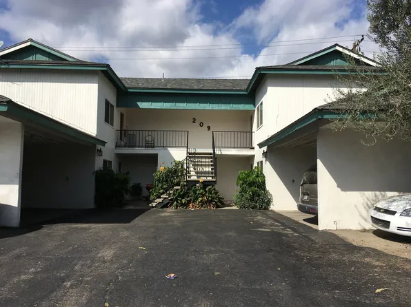 Santa Barbara, 209 W Santa Barbara St APT B, Santa Paula, CA 93060