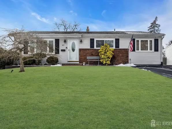 407 Clinton Ave, Middlesex, NJ 08846
