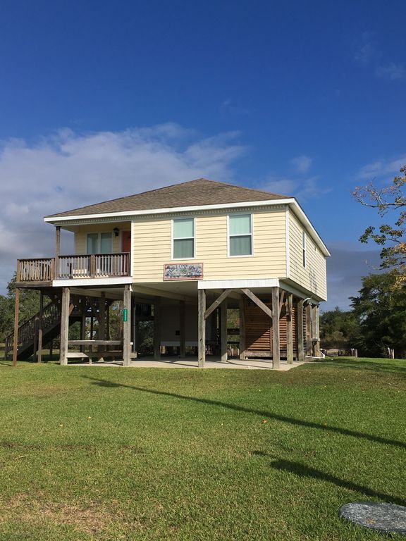 10052 W Park Rd - Property Image