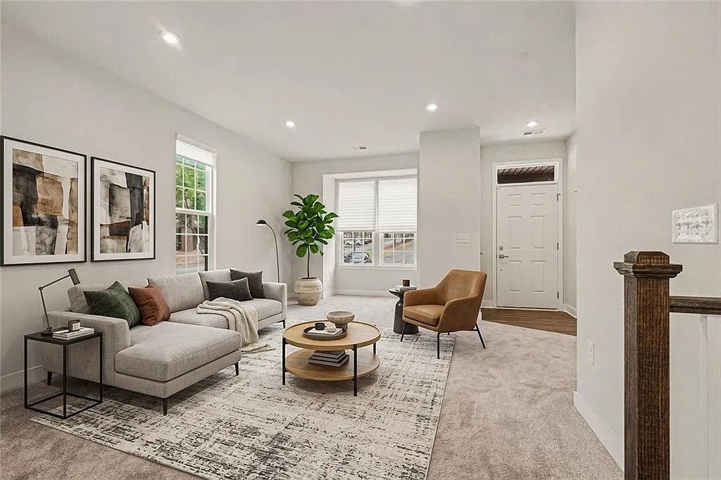 3 bed, 4.0 bath, 1600 sqft, $2,300 — Photo 2