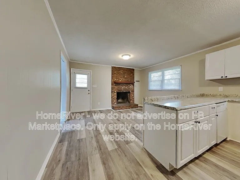 1613 Seven Oaks Pl — Photo 6