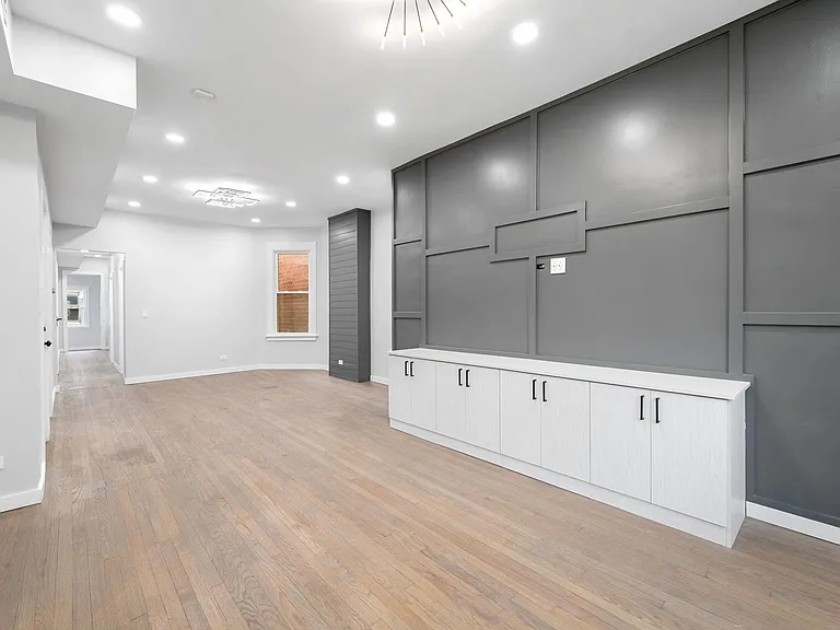1518 W Melrose St #2 — Photo 5