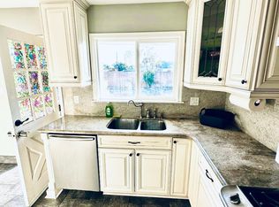 1753 S 9th St, Anaheim, CA 92802