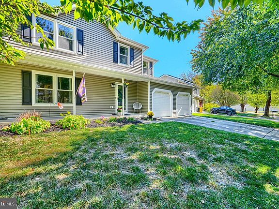 3rd image of 3817 Westwood Manor Way