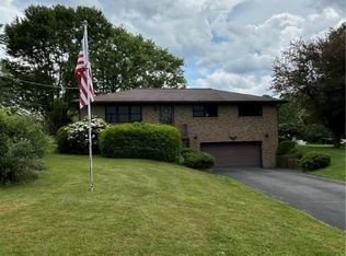 114 Minteer Rd, Butler, PA 16001