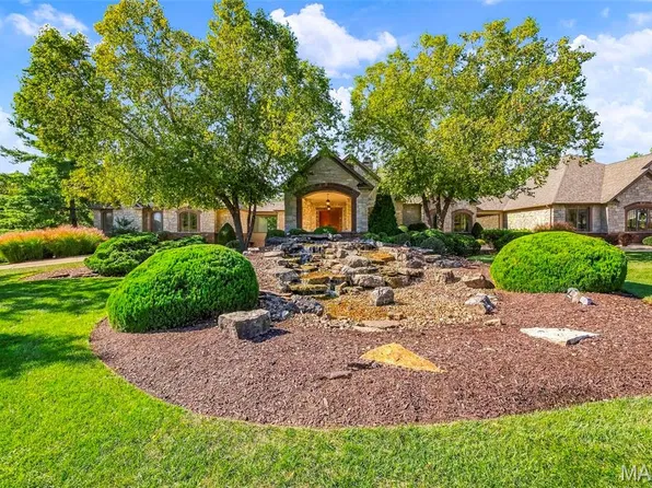 1177 August Lake Dr, Defiance, MO 63341