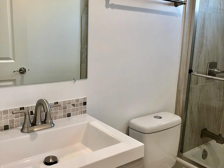 2548 Mayflower Ave #B — Photo 63