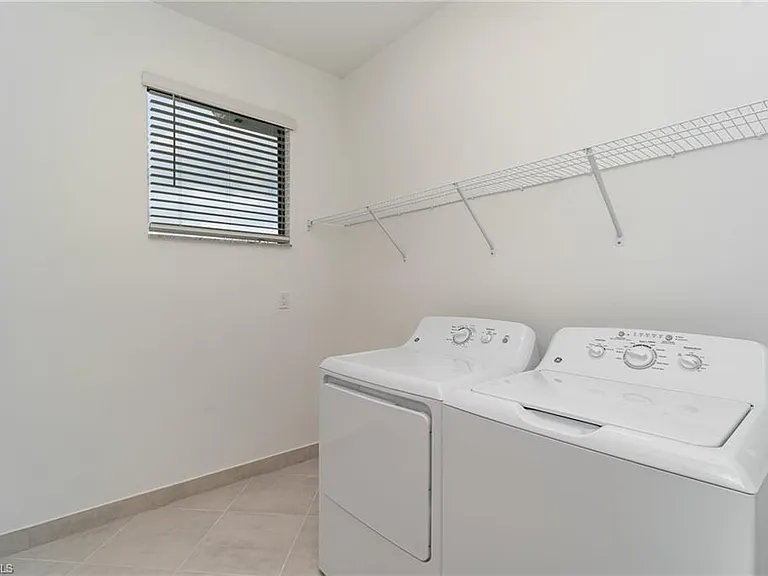 12750 Woodbury Dr — Photo 18