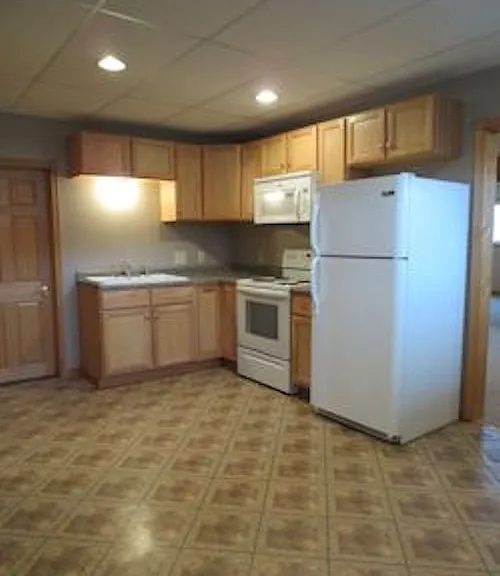 120 N Lake Ave #1 — Photo 1