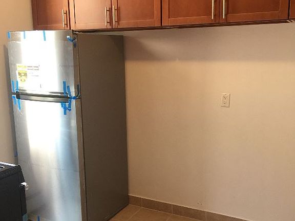 2nd image of 74 Avenue O #2F