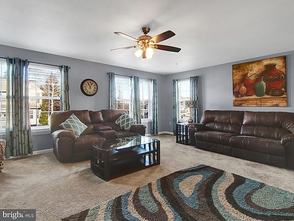 5th image of 300 Weatherstone Dr