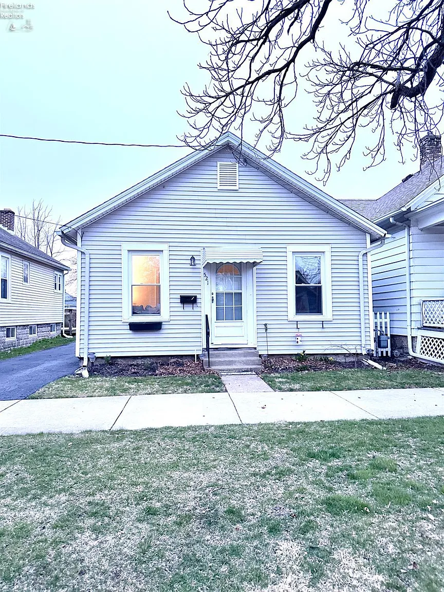 521 Shelby St photo 1