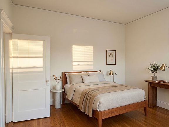 2nd image of 45 Strathmore Rd #33