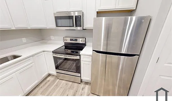 1 bed, $2,650 — Photo 2