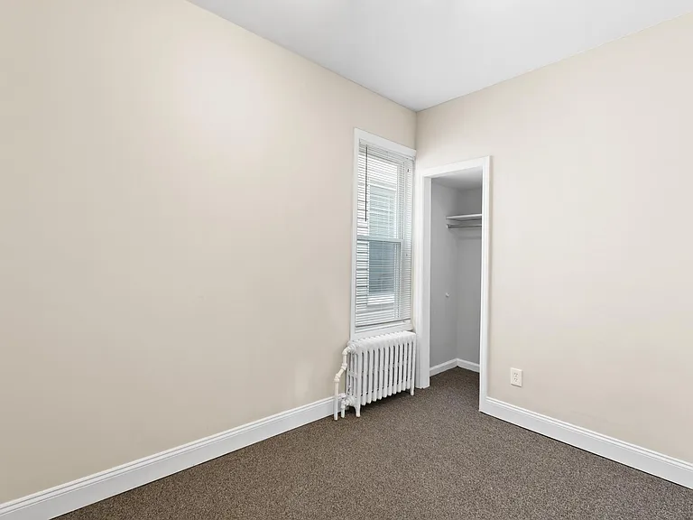 260 Ontario St — Photo 13