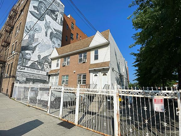 4th image of 1492 Longfellow Ave