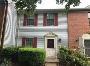 31 Pear Tree Ln #47, Franklin Park, NJ 08823