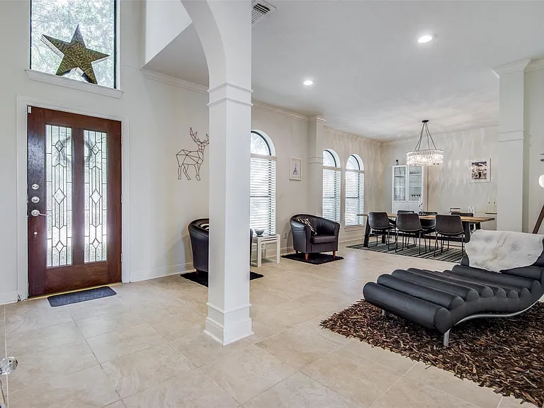 14202 Scarborough Fair St — Photo 6