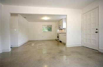 2nd image of 2774 Greenwich St