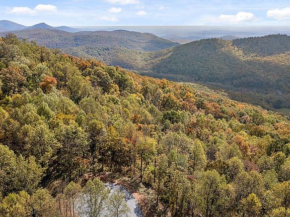 3rd image of 377 Calloway Mountain Rd