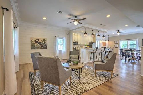 Floor plan 11823-07