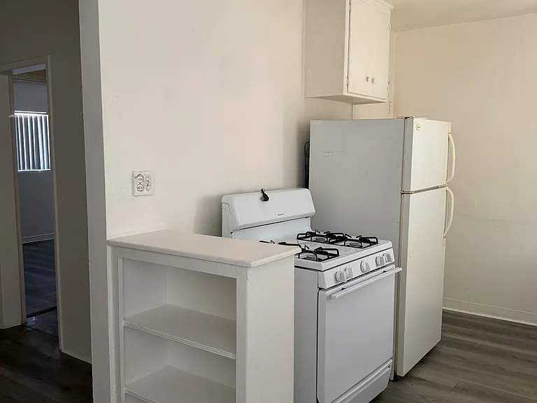 7319 Variel Ave #2 — Photo 5