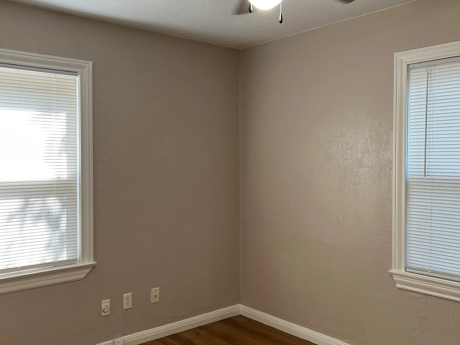 2 bed, 625 sqft, $700 — Photo 1
