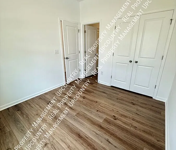 131 Holly Oak Ct — Photo 5