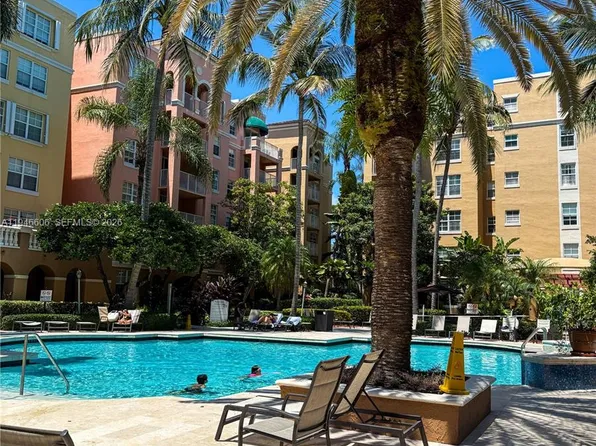 19701 E Country Club Dr #5605, Aventura, FL 33180