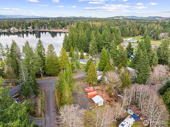 4th image of 21 W Prairie Loop