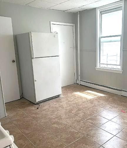 2nd image of 529-531 N 4th St #3L