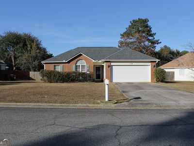 134 Castle Pines Dr, Bonaire, GA, 31005