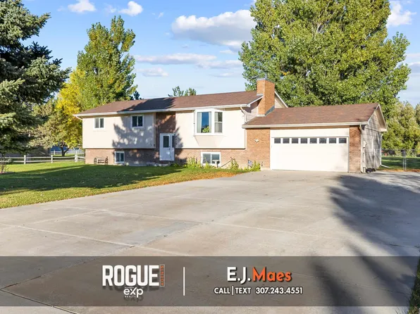 2019 N Yellow Creek Rd, Casper, WY 82604