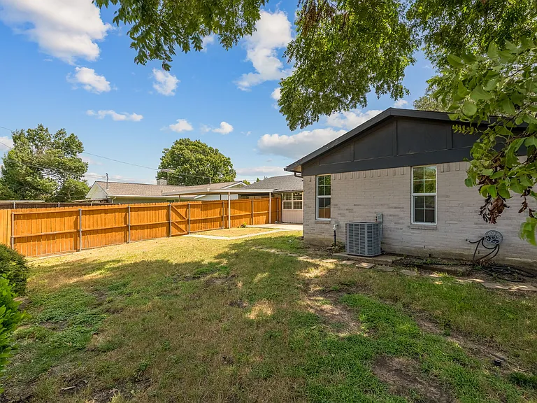 13147 Rosser Rd — Photo 33
