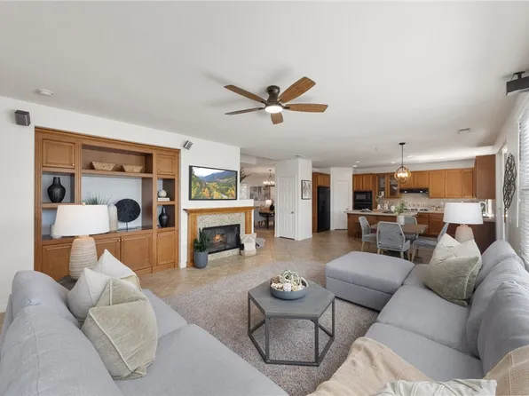 24239 Broad Oak St, Murrieta, CA 92562