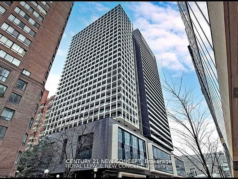 20 Edward St #2221 — Photo 1