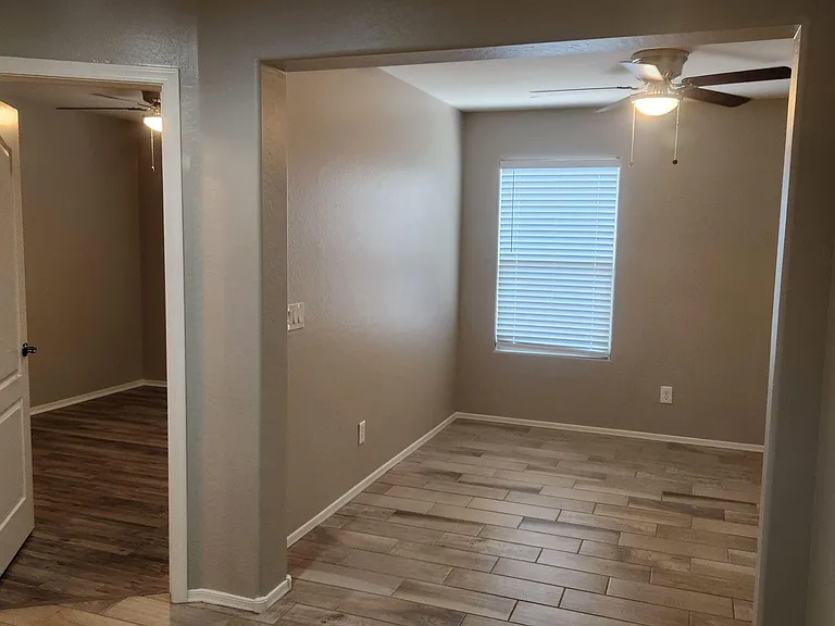 18418 W Getty Dr — Photo 21