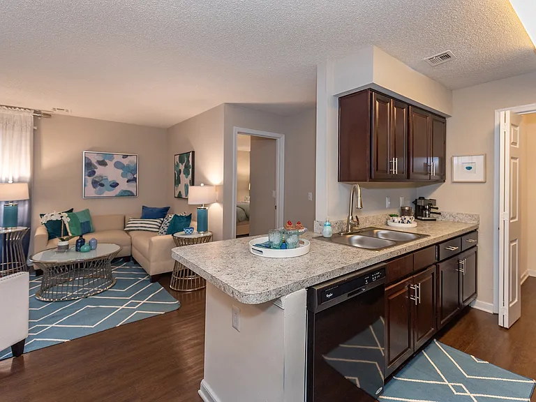 Wilde Lake Apartments — Photo 21