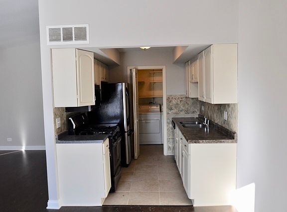 3rd image of 321 Fairchild Ct #D