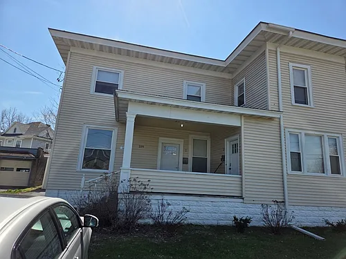 109 Erie St Photo 1