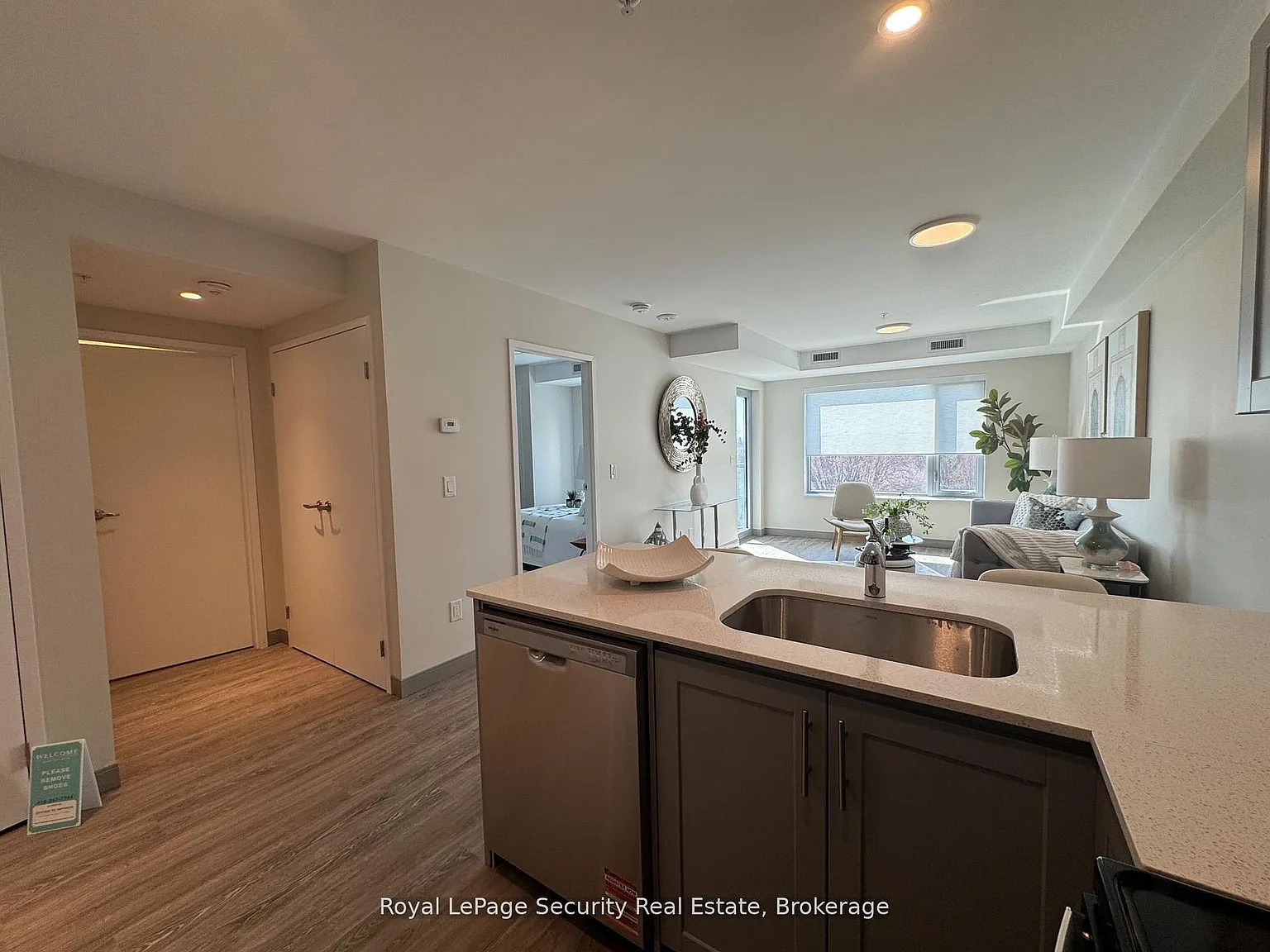 1 bed, $1,997 — Photo 3